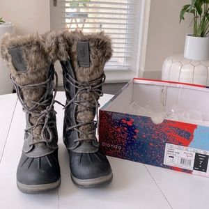 Blondo Sport Waterproof Boots, Dark Grey, Size 7